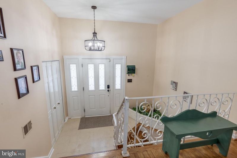 6006 Merryvale Ct, Springfield, VA 22152