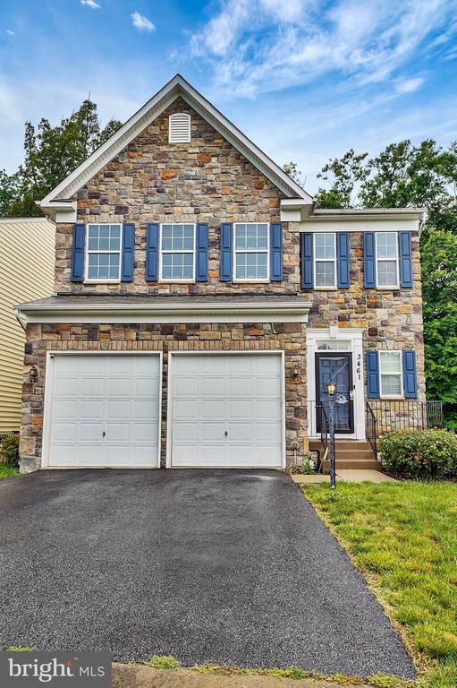 3461 Eagle Ridge Dr, Woodbridge, VA 22191