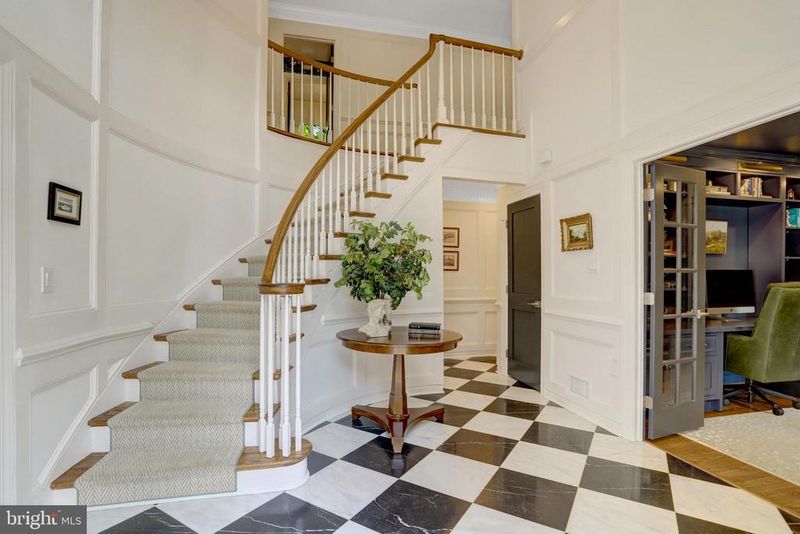 4305 Sheridans Point Ct, Alexandria, VA 22309