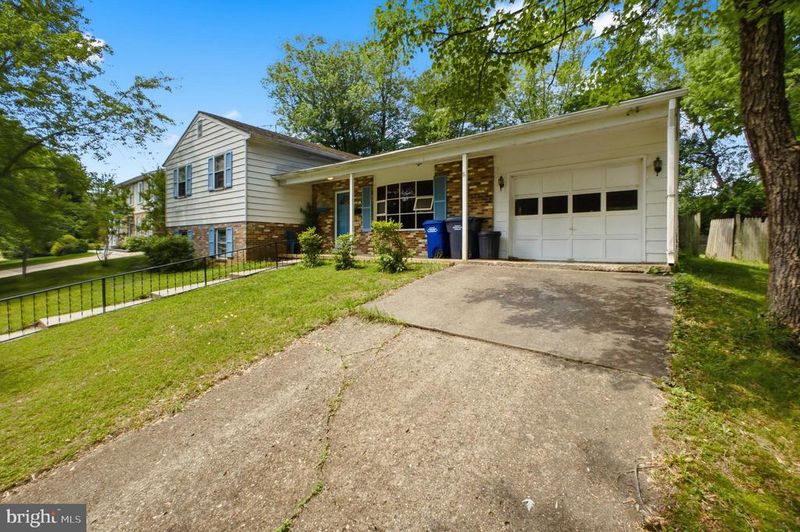 1558 Mary Ellen Ct, Mclean, VA 22101