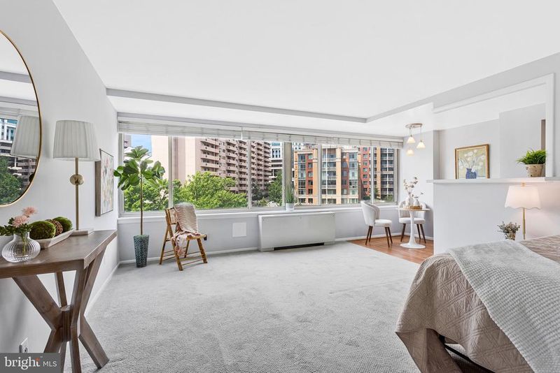 1210 N Taft St #909, Arlington, VA 22201
