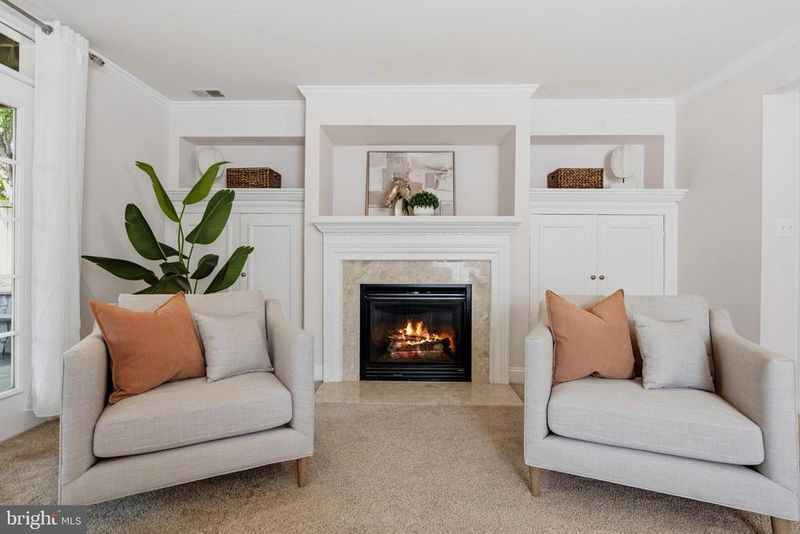 6453 Fourth St, Alexandria, VA 22312