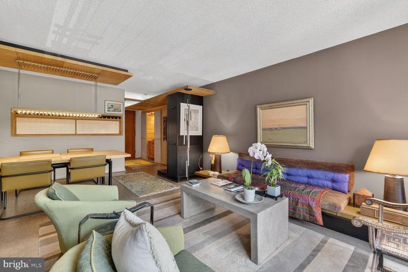 2555 Pennsylvania Ave NW #517, Washington, DC 20037