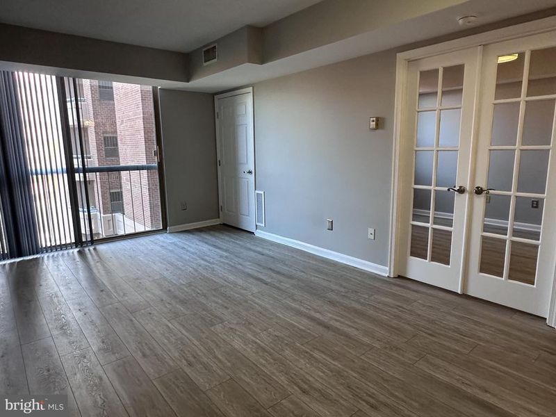 4808 Moorland Ln #501, Bethesda, MD 20814
