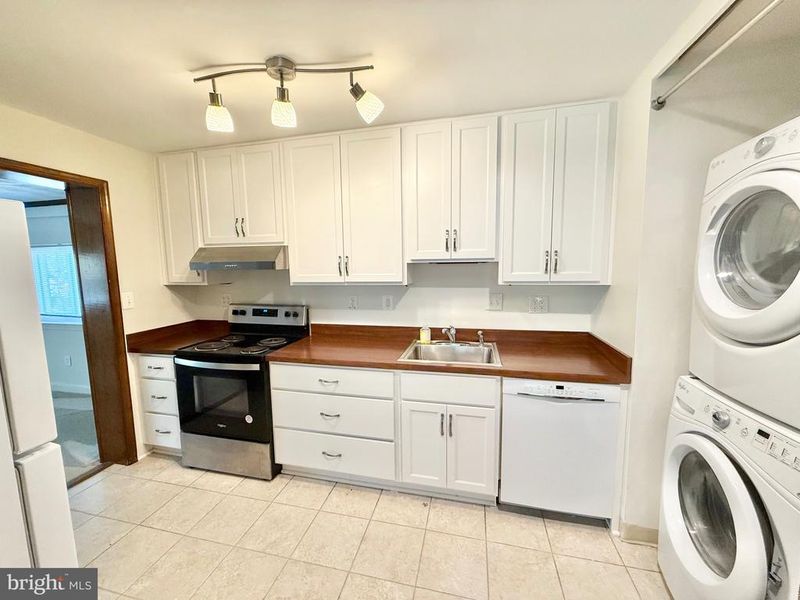 6219 Yellowstone Dr, Alexandria, VA 22312