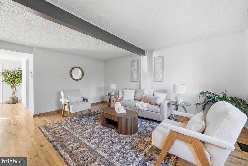 7619 Nutwood Ct, Rockville, MD 20855