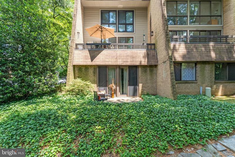 11617 Windbluff Ct #9B, Reston, VA 20191