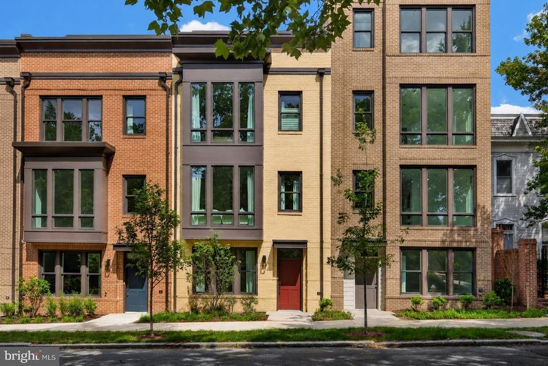 812 Gibbon St, Alexandria, VA 22314
