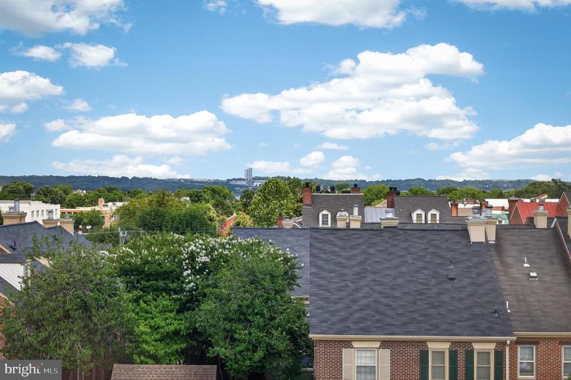 614 S Alfred St, Alexandria, VA 22314