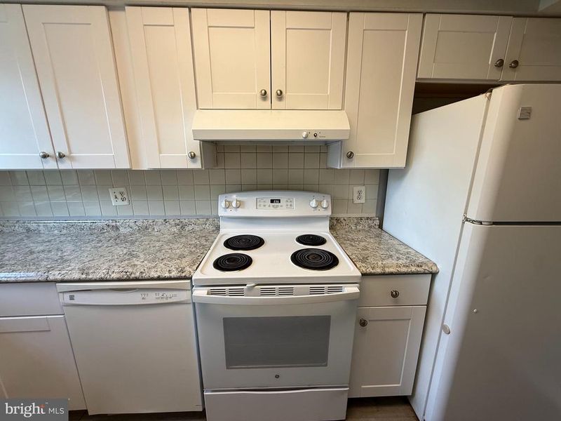 2910 Willston Pl #202, Falls Church, VA 22044
