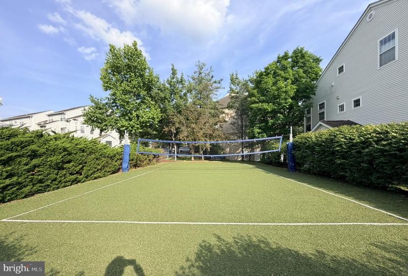 6610 Netties Ln #B, Alexandria, VA 22315