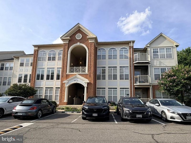 6610 Netties Ln #B, Alexandria, VA 22315