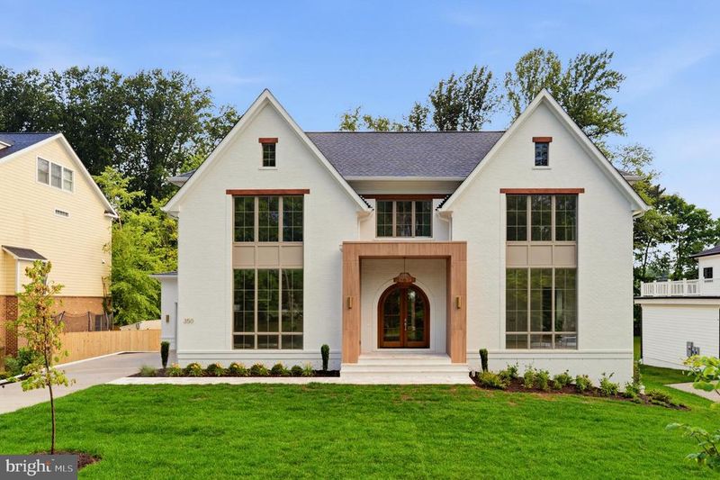 350 Ayr Hill Ave NE, Vienna, VA 22180
