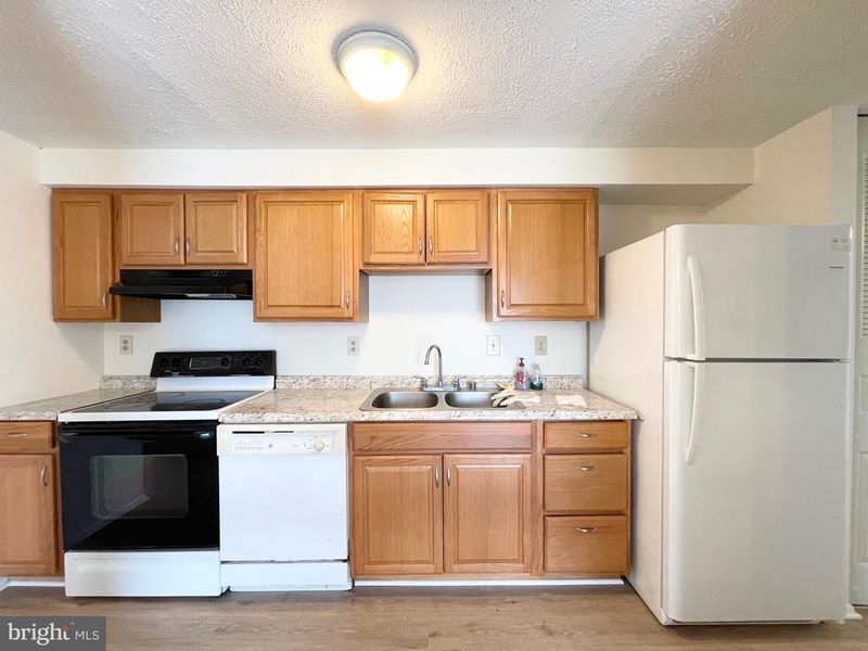 1001 Heather Ridge Dr #1G, Frederick, MD 21702