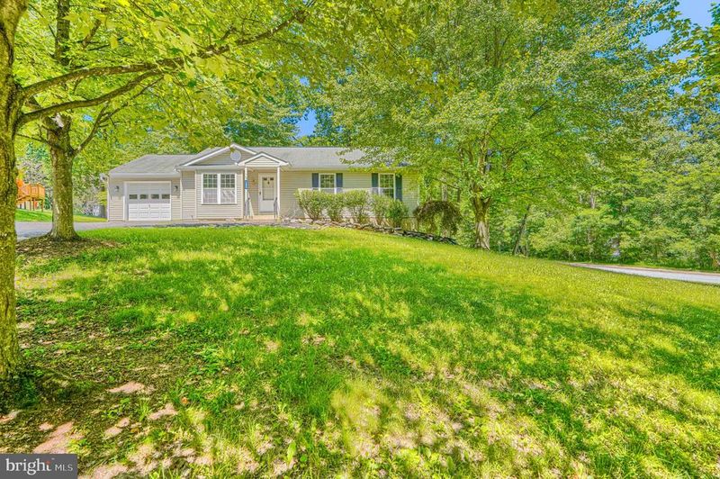 1002 Midvale Ave, Mount Airy, MD 21771