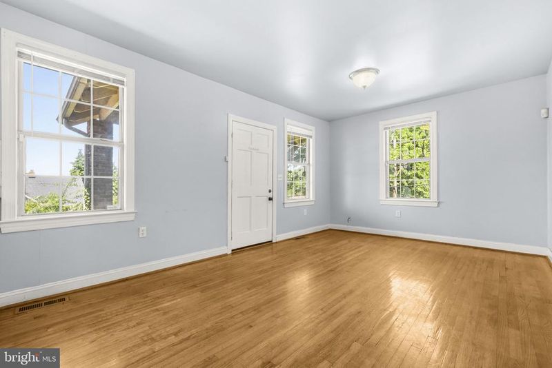 3123 15th St NE, Washington, DC 20017