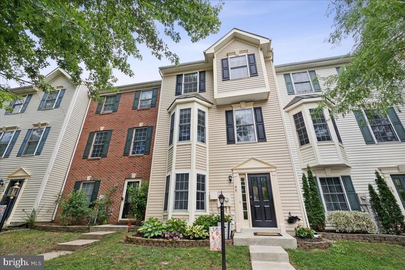 30 Millhaven Ct, Edgewater, MD 21037