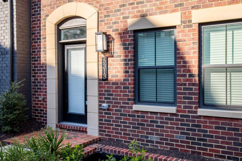 5313 8th Rd S, Arlington, VA 22204