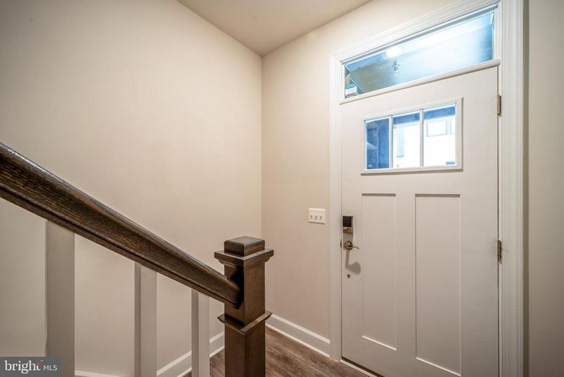 20656 River Liffey Ter, Sterling, VA 20166