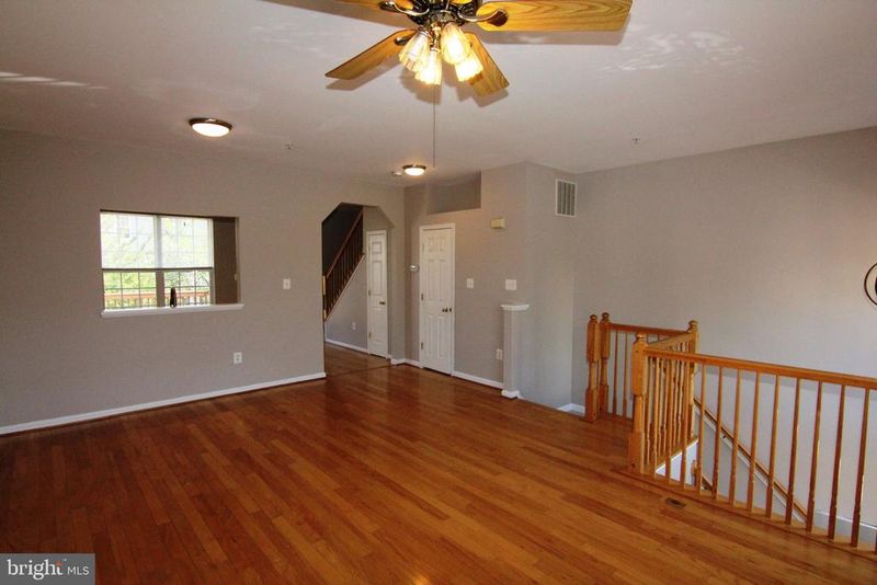 1917 Harpers Ct, Frederick, MD 21702