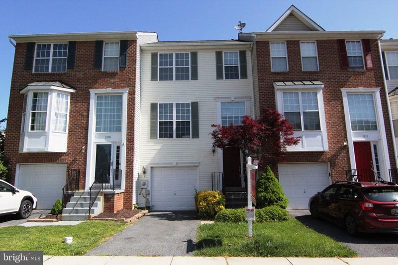 1917 Harpers Ct, Frederick, MD 21702