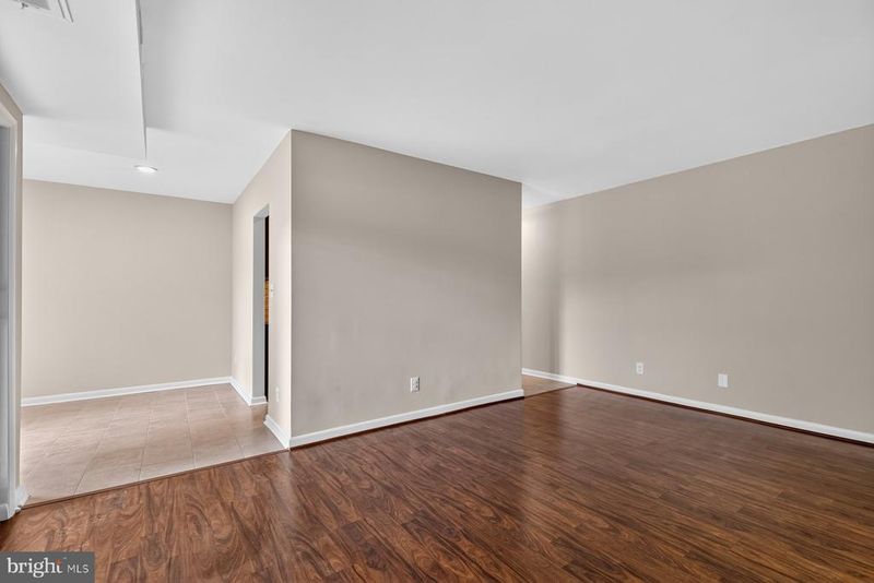 6079 Majors Ln #4 M4, Columbia, MD 21045