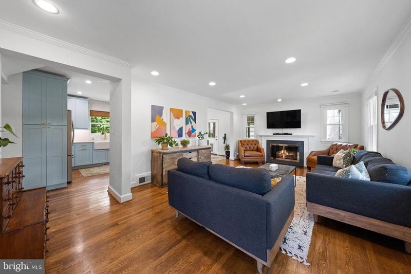 6119 Washington Blvd, Arlington, VA 22205