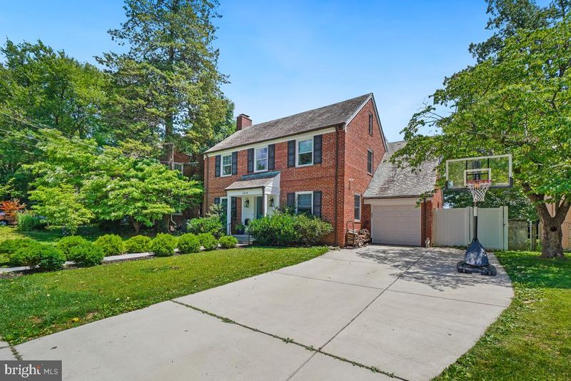 2618 Colston Dr, Chevy Chase, MD 20815