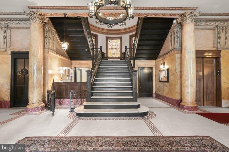 2039 New Hampshire Ave NW #105, Washington, DC 20009