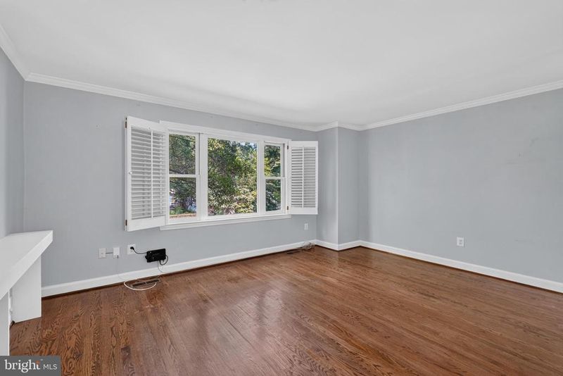 3334 2nd St S, Arlington, VA 22204