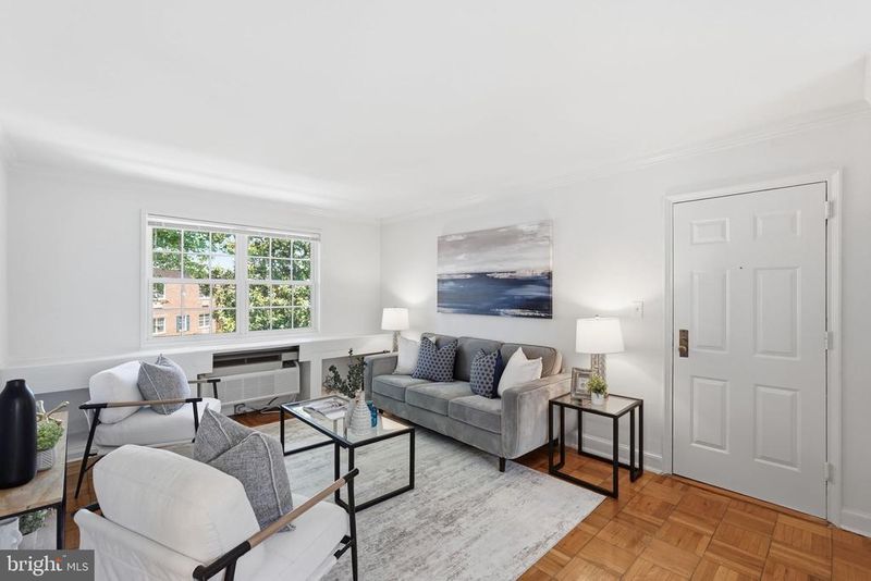 1608 W Abingdon Dr #302, Alexandria, VA 22314