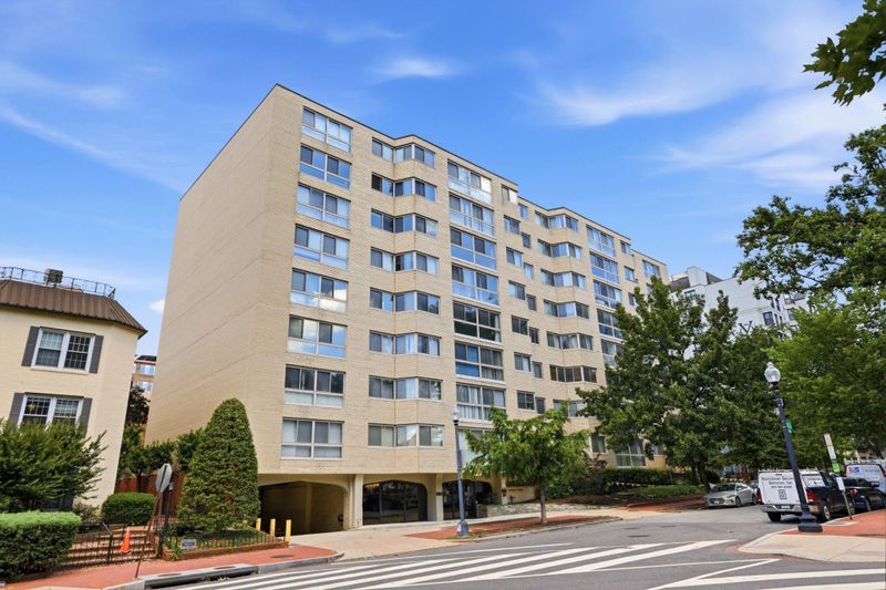 922 24th St NW #418, Washington, DC 20037