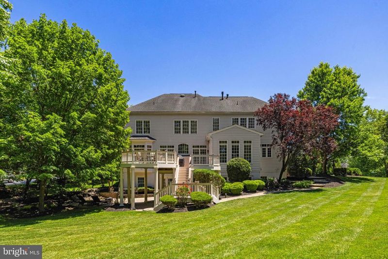 5958 Cody Spring Pl, Haymarket, VA 20169