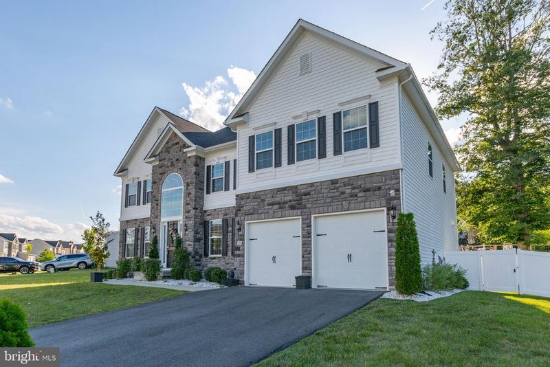 121 Brafferton Blvd, Stafford, VA 22554