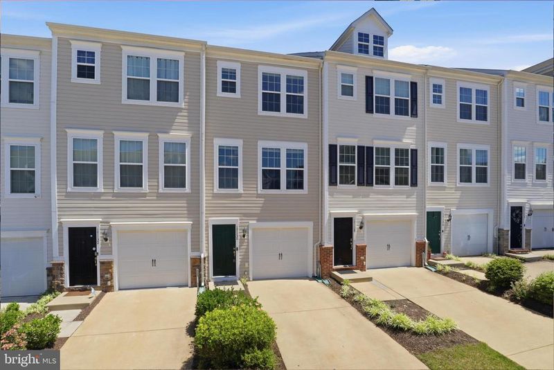 17130 Gibson Mill Rd, Dumfries, VA 22026