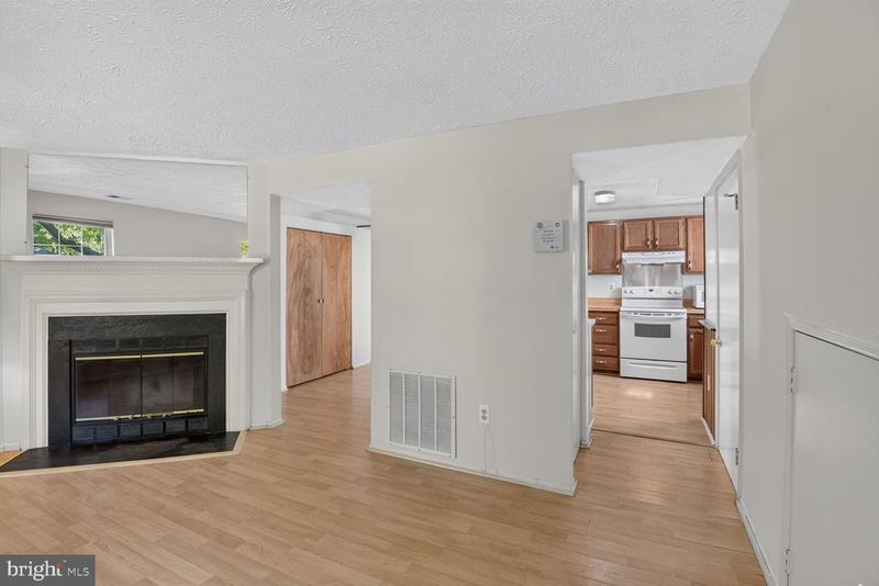 16335 Pewter Ln, Bowie, MD 20716