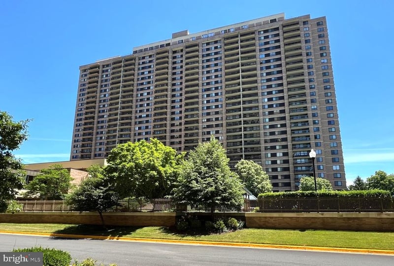 5501 Seminary Rd #106S, Falls Church, VA 22041
