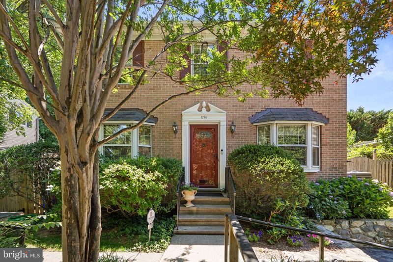 1714 Luzerne Ave, Silver Spring, MD 20910