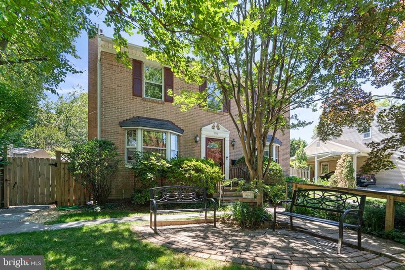 1714 Luzerne Ave, Silver Spring, MD 20910