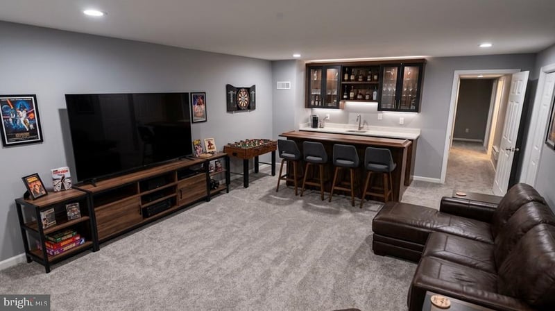 7912 Riggs Rd, Hyattsville, MD 20783