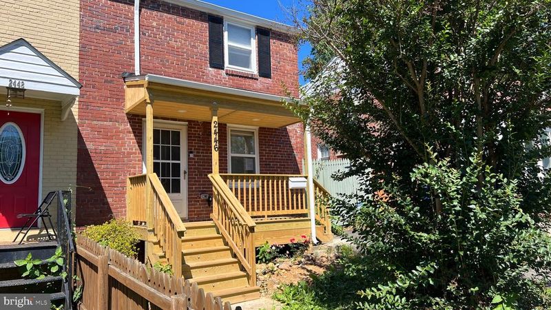 2446 S Nelson St, Arlington, VA 22206