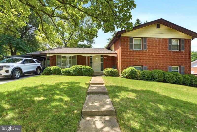 1011 Devere Dr, Silver Spring, MD 20903
