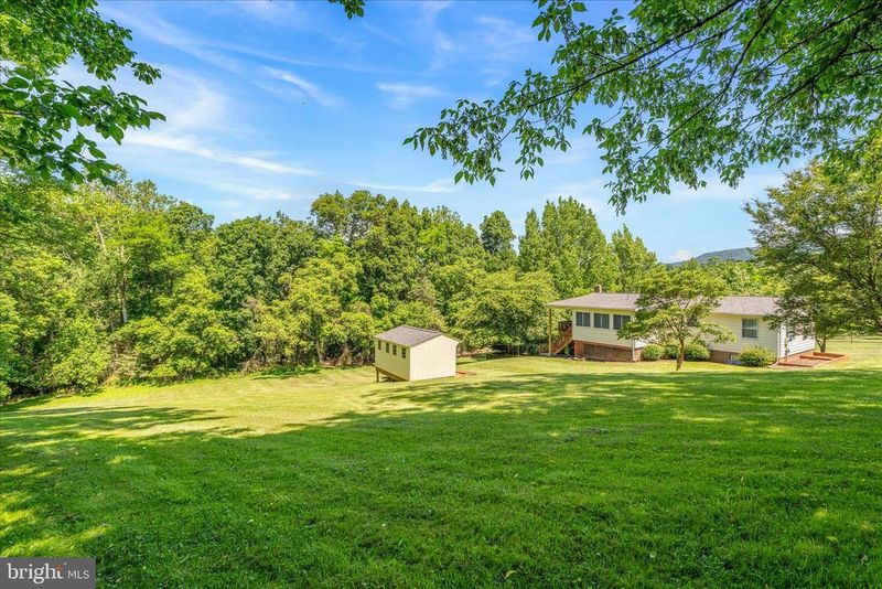 11312 Highland School Rd, Myersville, MD 21773