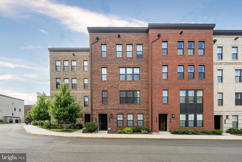 7556 Sawyer Farm Way, Mclean, VA 22102