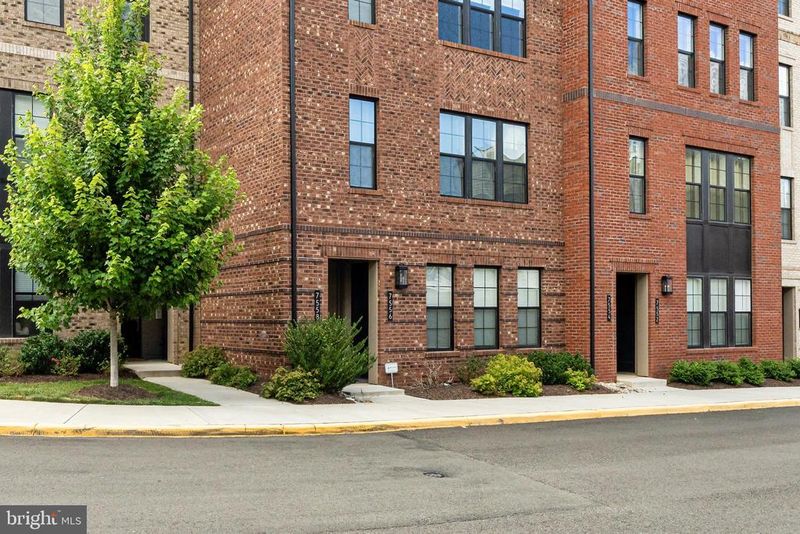 7556 Sawyer Farm Way, Mclean, VA 22102
