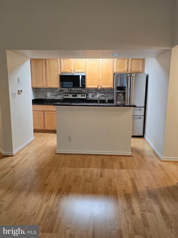 3900 Penderview Dr #1426, Fairfax, VA 22033