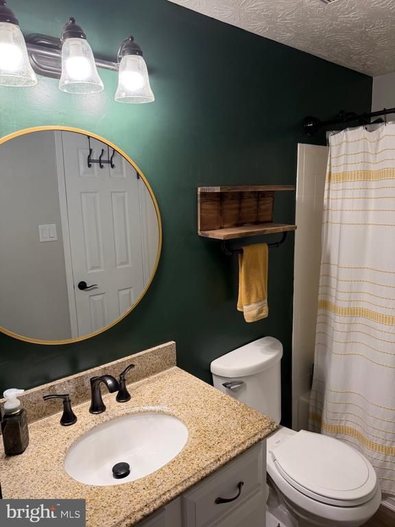 1216 Patriot Ln, Bowie, MD 20716