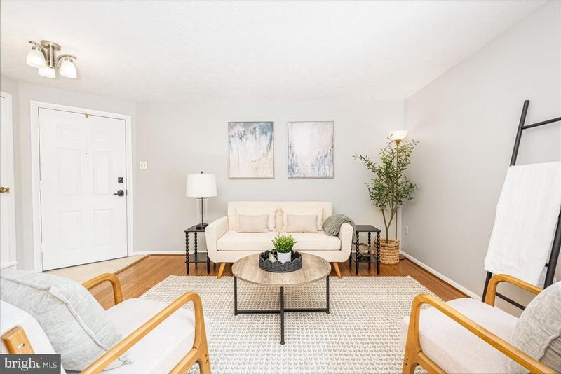 26000 Brigadier Pl #J, Damascus, MD 20872