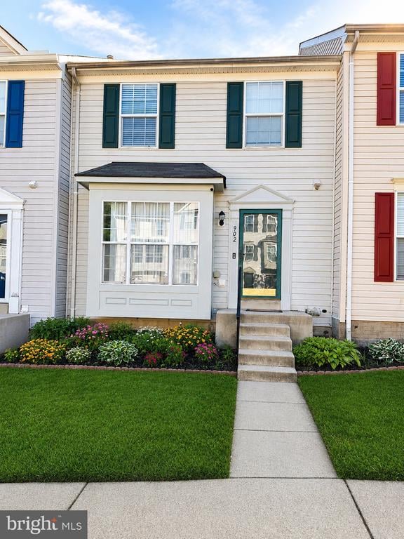 902 Vauxhall, Hyattsville, MD 20785
