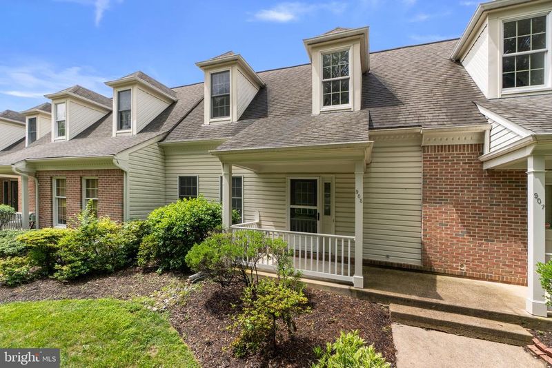 905 Mclendon Dr, Frederick, MD 21702